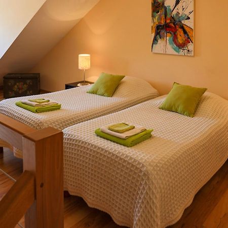 Pre En Bulles Hotel Trepail Bagian luar foto
